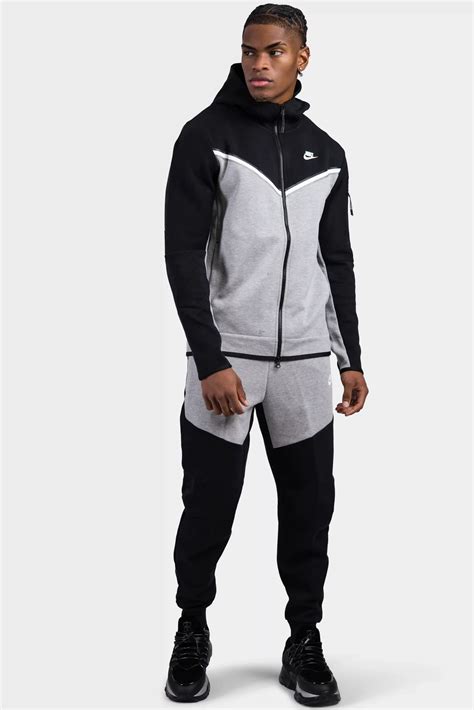 nike fleece tech heren zwart|Nike tech woven heren.